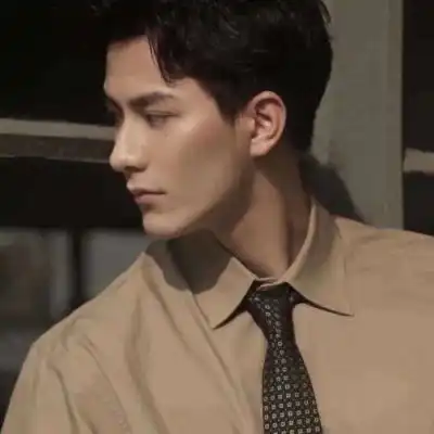 2023帅气硬汉男生头像