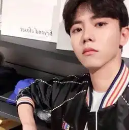 男生稳重有内涵网的微信昵称