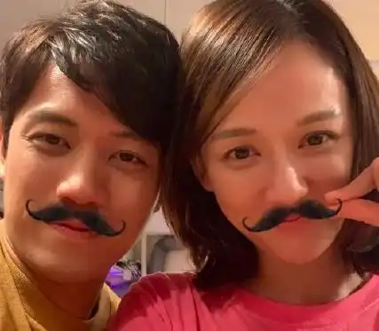 40岁陈乔恩公开恋情,乔任梁微博沦陷,粉丝留言让人泪目