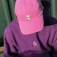 男生带黑色鸭舌帽头像微信头像图片大全