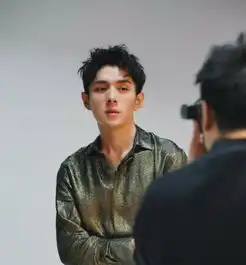 李佳琦这次摊上事了因直播中的一句diss,惹怒了整个代购圈