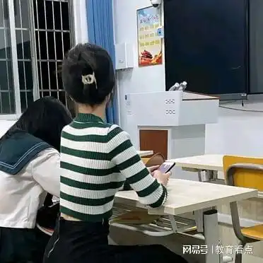 给女儿买好了150平米的房,98年的女生还没有男友