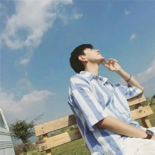 拽霸气酷帅男生头像,那刺眼的帅,是男人向你宣战