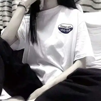 半身头像女生清纯学院风图片