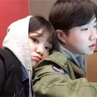 瑰丽的阳光温暖着大地甜在心尖儿好看的情侣头像