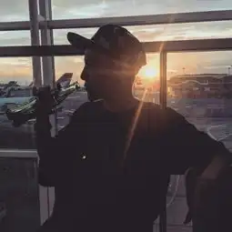 都市超帅个性男生头像