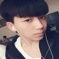 男生自拍照片同一个人帅气图片微信头像图片大全