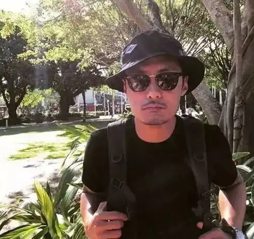 懒癌男也懂的护肤技三亚度假怎么穿更撩人小姐姐门诊