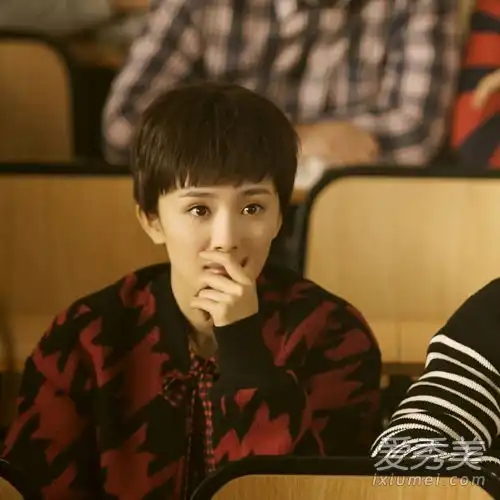 为什么是笙箫默杨蜜留着假男孩般的短发