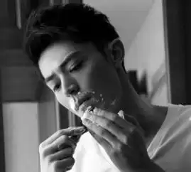 看胡歌和霍建华最佳男男cp教你男士皮肤保养如何做