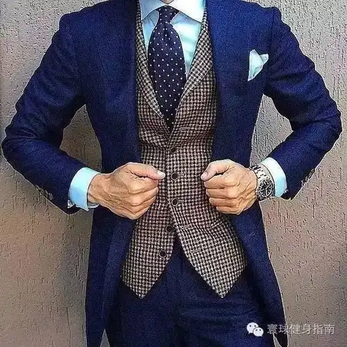 好身材的男人,穿正装才是世界上最毒的药