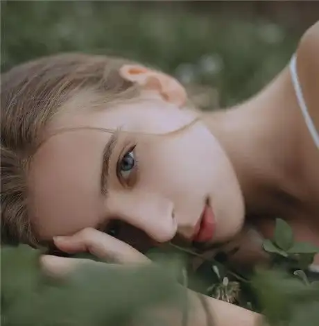 男生眼睫毛怎么变长