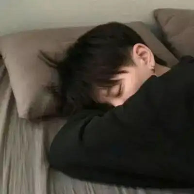 男生头像爱自己所选择的