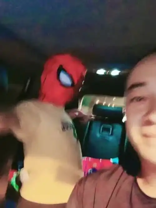 特效拍摄普通男