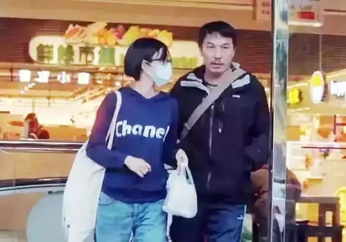 相差17岁,恋爱14年桂纶镁分手导演男友,她真亏了吗