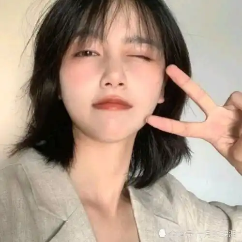 男生对你相思成疾,才会问这3个幼稚问题,要好好守护