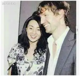 张曼玉近照,接连被4个男人伤害,如今53岁瘦的像鲁豫