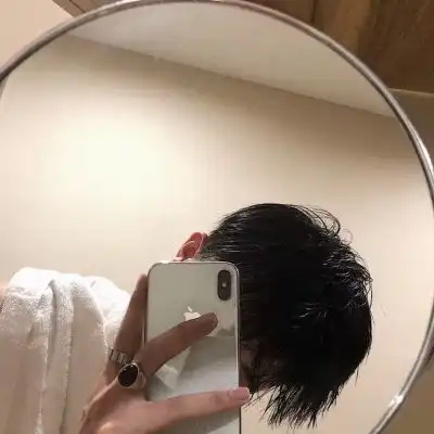 高冷男头手机控成熟