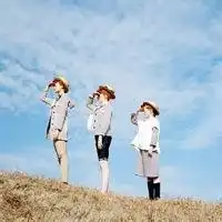 我急需两女一男的闺蜜头像,谢谢