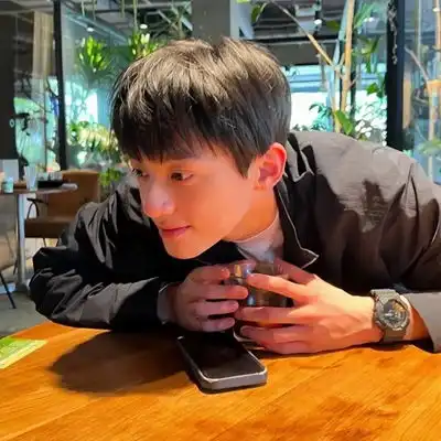 2023最新帅气清爽男生头像