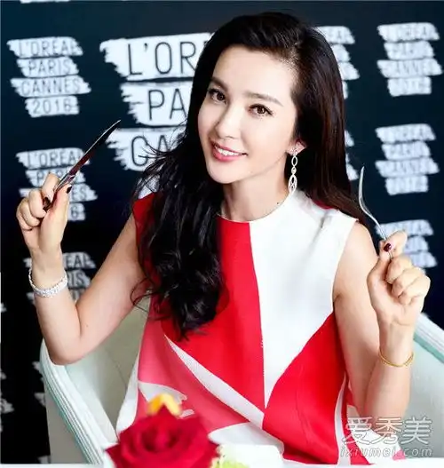 李冰冰的爱情揭示改变发型会吸引小男朋友