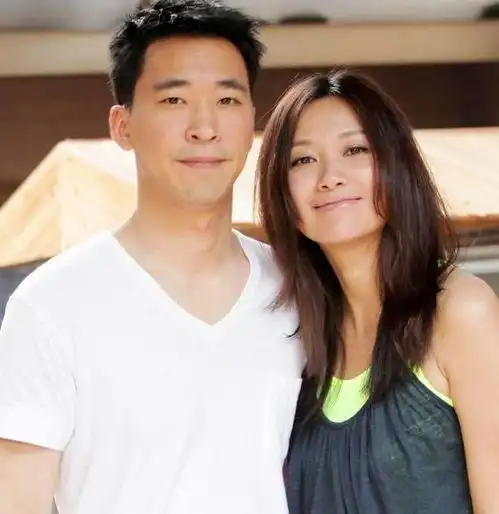 气质不输刘涛,夺爱高圆圆男友,大咖为她前仆后继,今46岁仍未婚