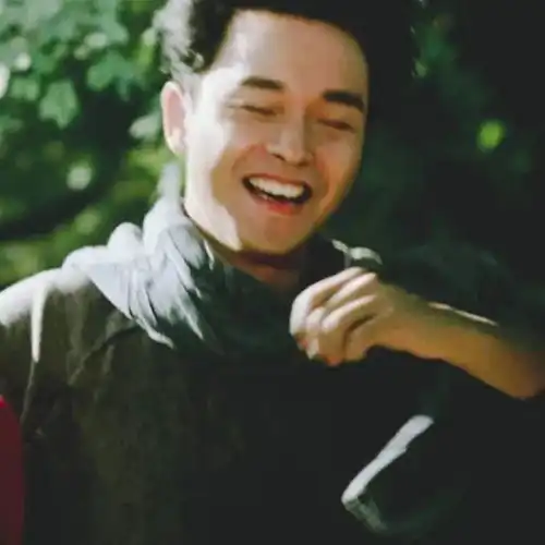 山河拱手,为君一笑半夏时光,半支离歌腾讯新闻