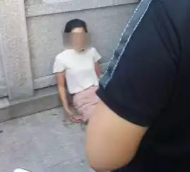 普宁一女子失足落水路过男子仅用120秒将其救起