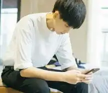 无聊的夜晚图片带字微信头像图片大全