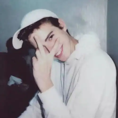 男生头像玉树临风,女生头像窈窕淑女350