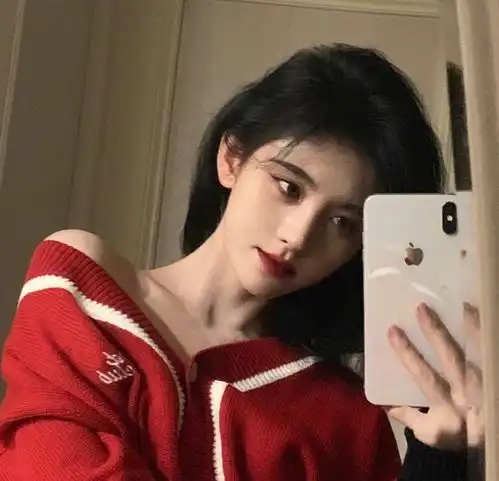 鞠婧祎被同公司艺人模仿,从妆发到穿搭都一样,堪称双胞胎