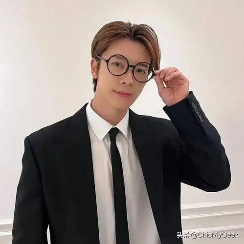 韩男神都是恐龙相独特五官越看越帅