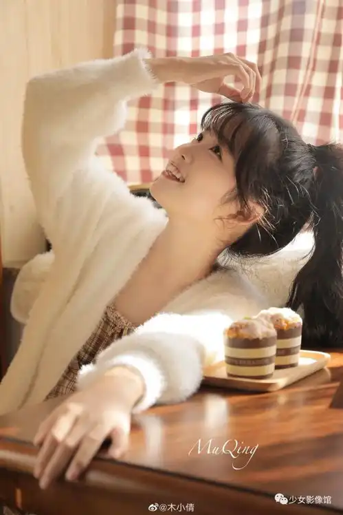 少女写真丨喜欢冬日午后的暖阳