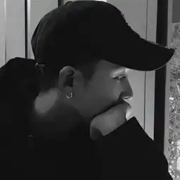 qq黑白男生头像个性酷酷的我的自作多情把你逗笑了