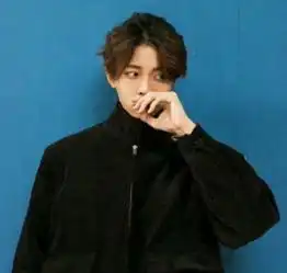 宠妻狂魔才会有的三个特征中一个恭喜你,全中坐等撒糖