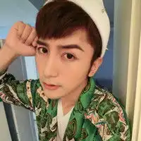文艺小清新男生头像文艺小青年儿纯真的自我