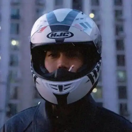 超酷男生头像又有谁能拒绝得了帅哥呢仔细看3,像不像嘴巴嘟嘟