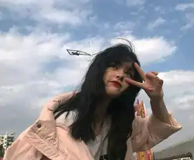 女生脸上若有这3个标志,长大后会逆袭,颜值越来越美