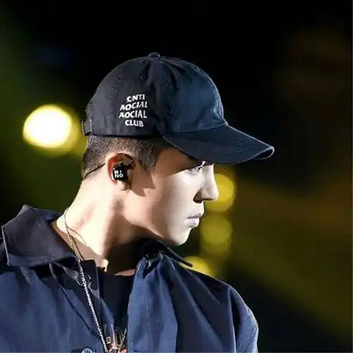 商场同款学生夏季棒球帽鸭舌帽男士帽子韩版潮流夏季黑色白色