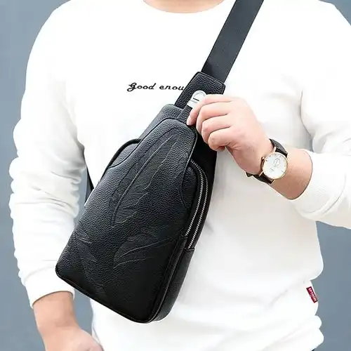 什么季节配什么包,春天别再背双肩包了,这才是适合出门的包