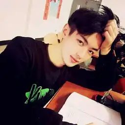 比阳光还温暖的清新干净男生头像