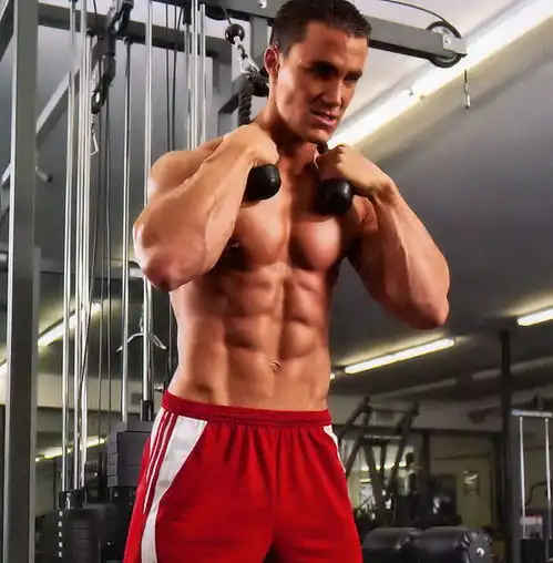 他曾经是全美第一男模,前几天是他的忌日