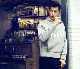 求男生的qq头像,安静一点的,越多越好