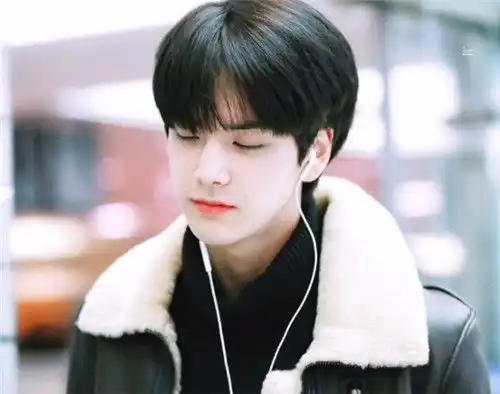 exo吴世勋后,又一勋字男神走红长相堪比男版jisoo