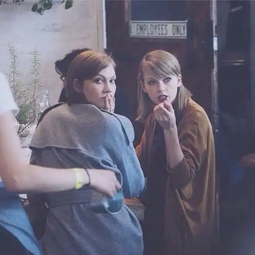 欧美个性女生复古女头高清头像双人头