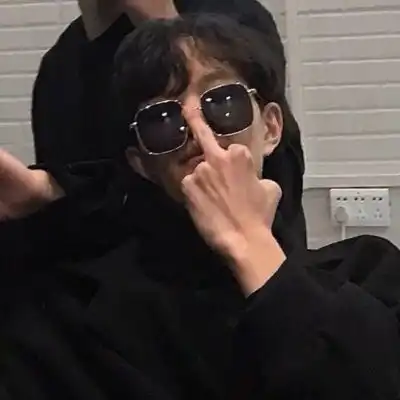 搞怪男头ins欧美