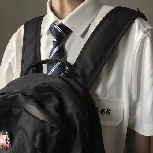 头像撕开云雾你就是光