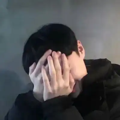 头像男生真人不露脸也帅气的头像