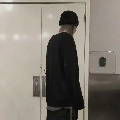 男生头像背影帅气高清没人爱我怎么样