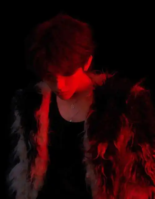 时髦办女装我还没穿明白呢,男明星就来抢着穿了